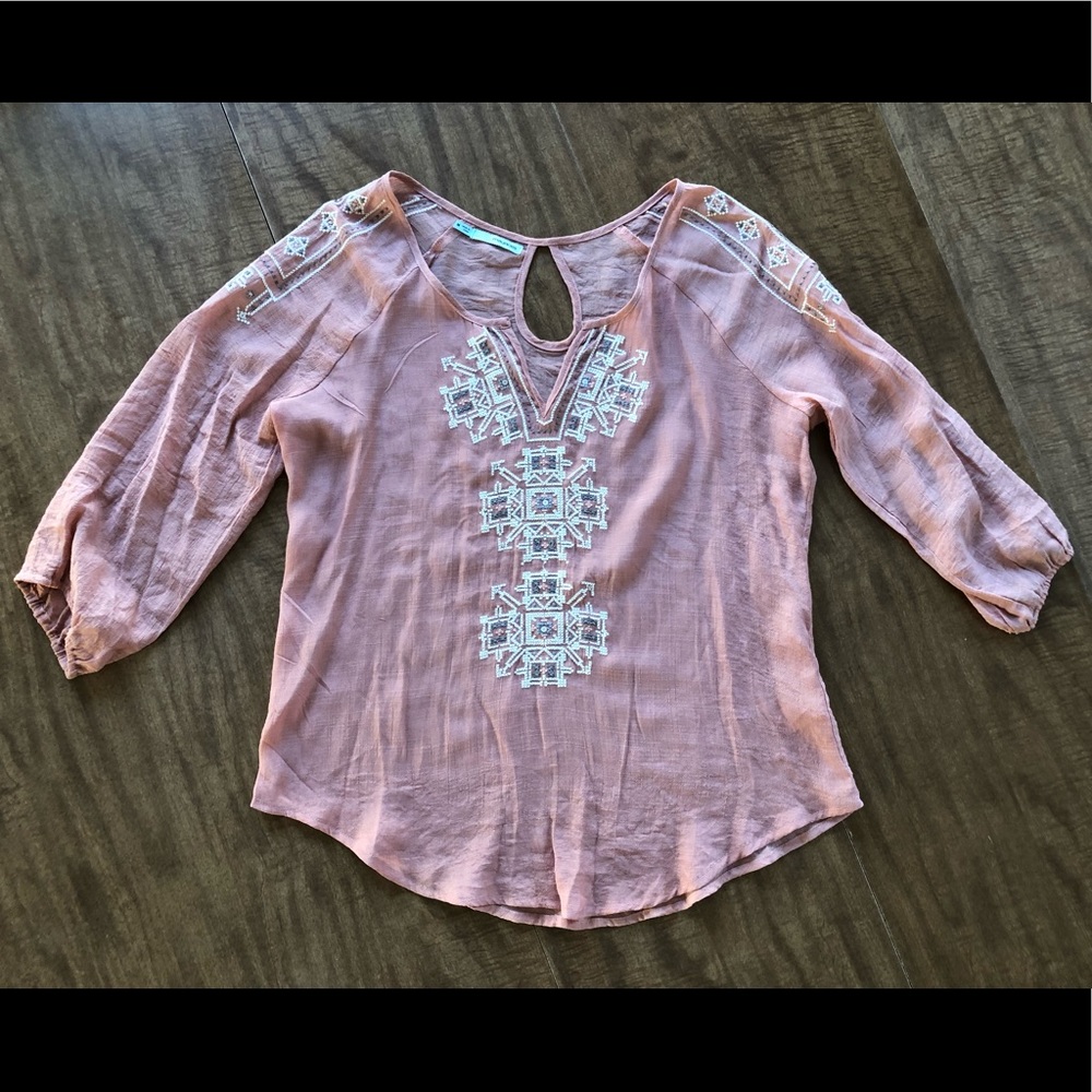 Maurice’s Blush Blouse Women’s Size M